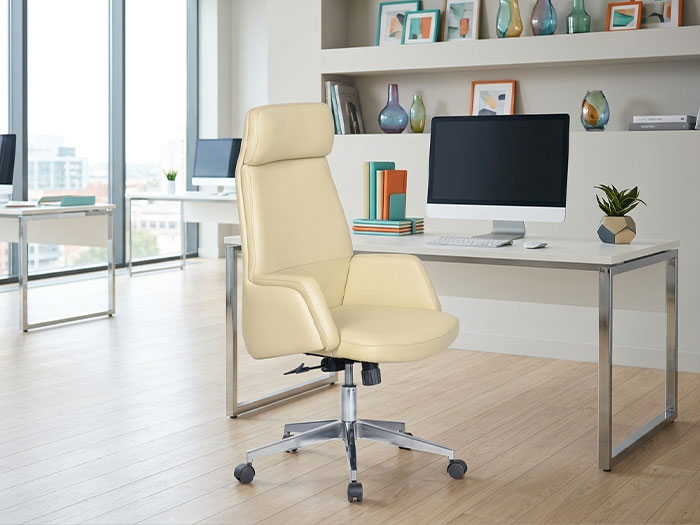 ghế xoay da có tựa đầu Hoàng Phát